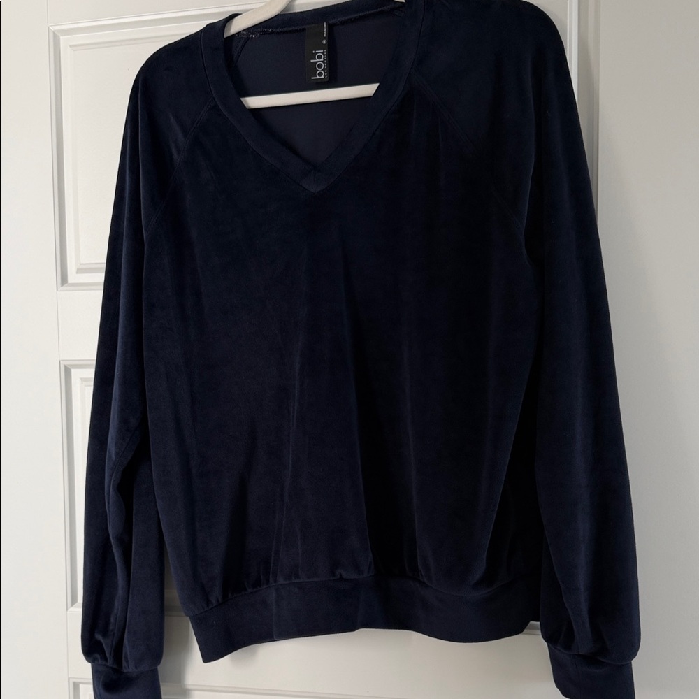 bobi Midnight V-Neck Pullover